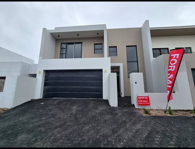 4 BEDROOM HOUSE FOR SALE IN SANDOWN